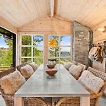 Ferienhaus Family With Hot Tub In Honedalen Sinnes